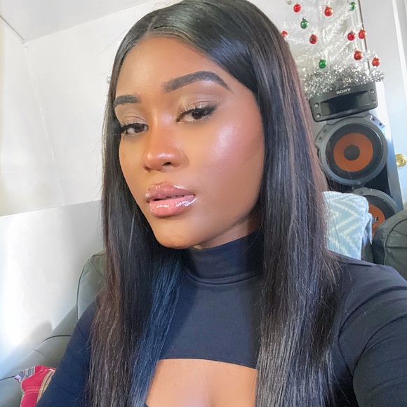 Meet your Posher, Marie - Picture 1 of 2